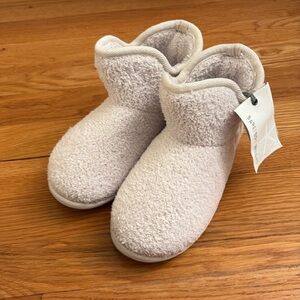 Barefoot Dreams Bootie Slippers